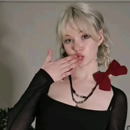 elara🍒