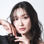 Yui Sato｜希峰かなた