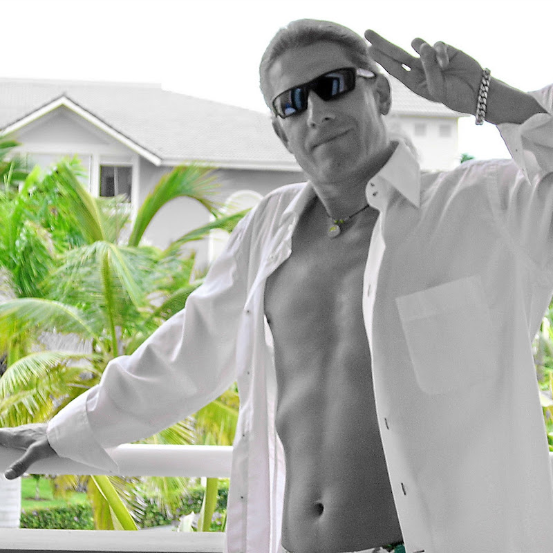 Олег Саврасов