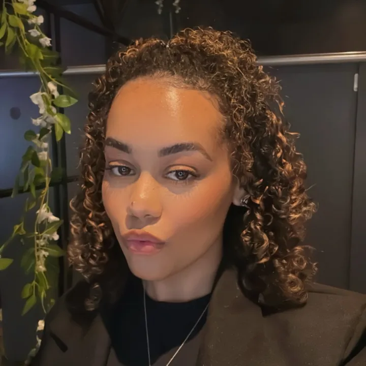 DEMI