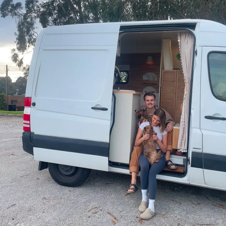 Leonie & Jake | Cosy Van Life