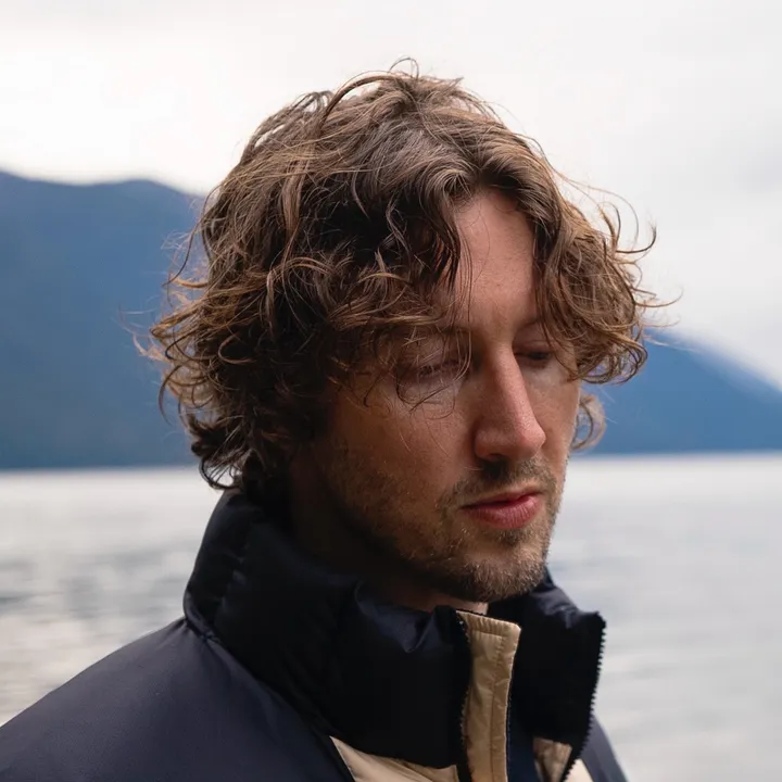 Dean Lewis