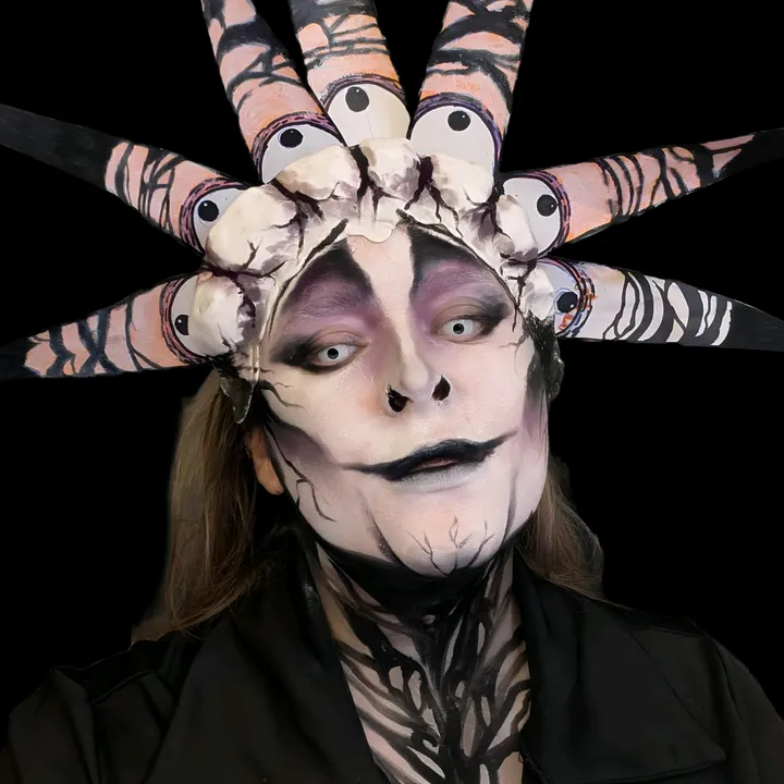 xmakeupyourmind