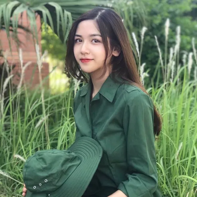 NHÀ MÁY VÁN ÉP PHỦ PHIM