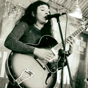 Terri Shaltiel