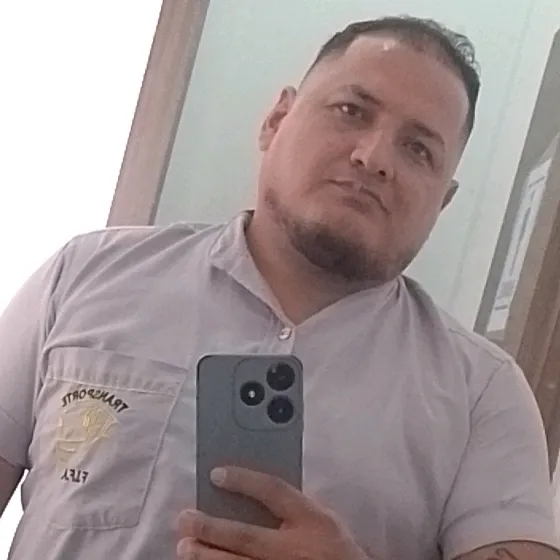 JOHNNY ALCIVAR