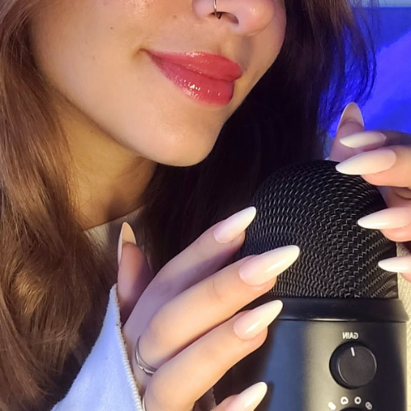 Madelaine Moon ASMR