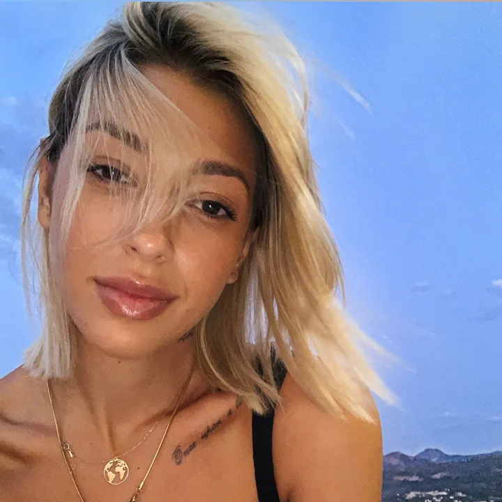 elinakalitzaki