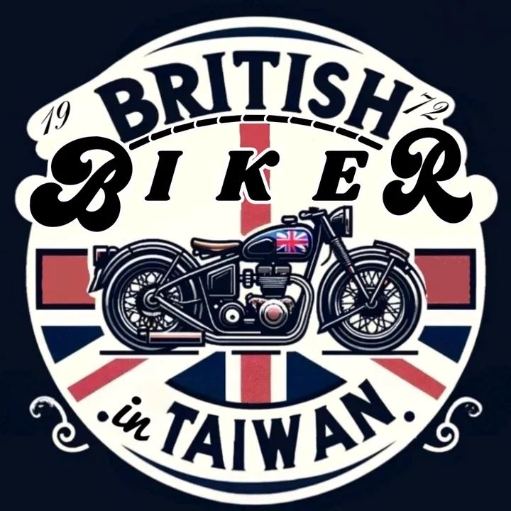 Johnny_rides_CB1100rs