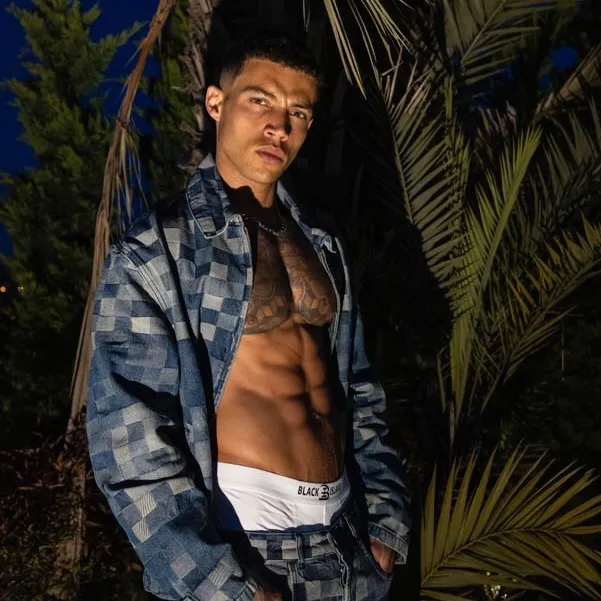 Axel Tucker