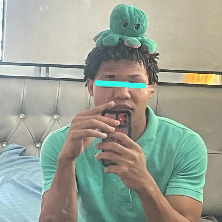 ⋆⭒˚.⋆𝒞𝒶𝓇𝓁ℴ𝓈⋆⭒˚.⋆