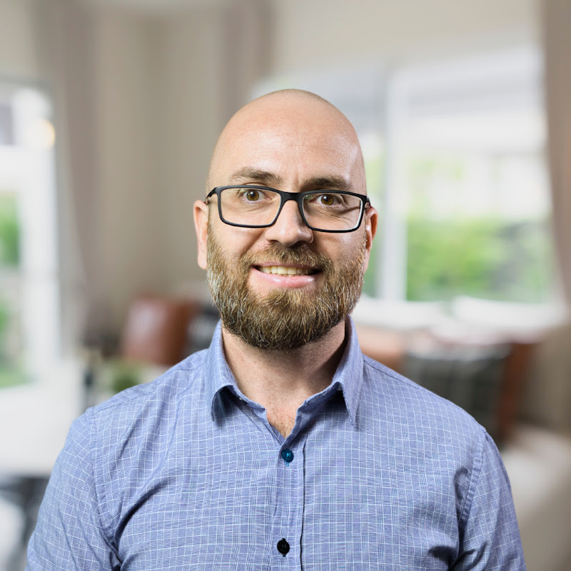 Dr. Tenorio - официальный канал на русском языке