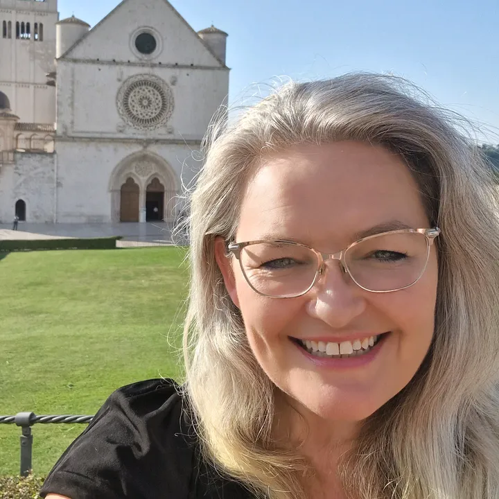 Gwen of Assisi
