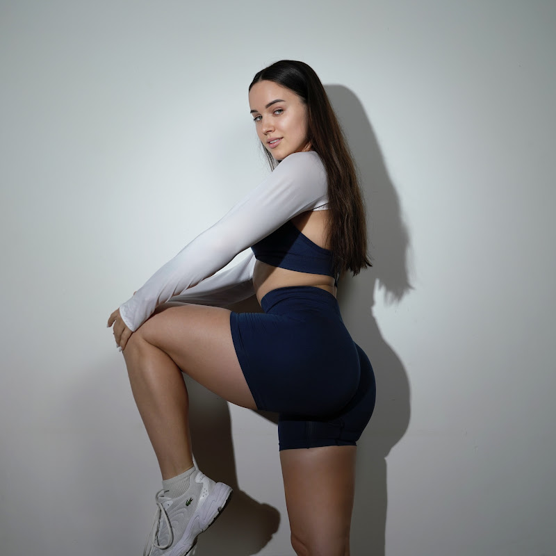 fitnessgirlemma