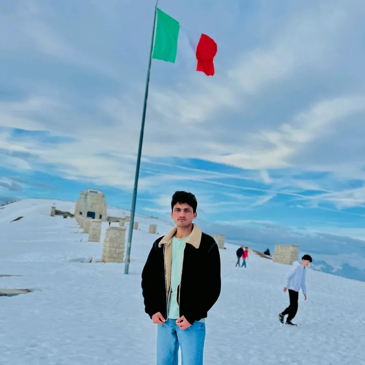 ISRAJ AFRIDI   2175