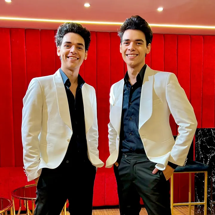 EL Twins التوينز