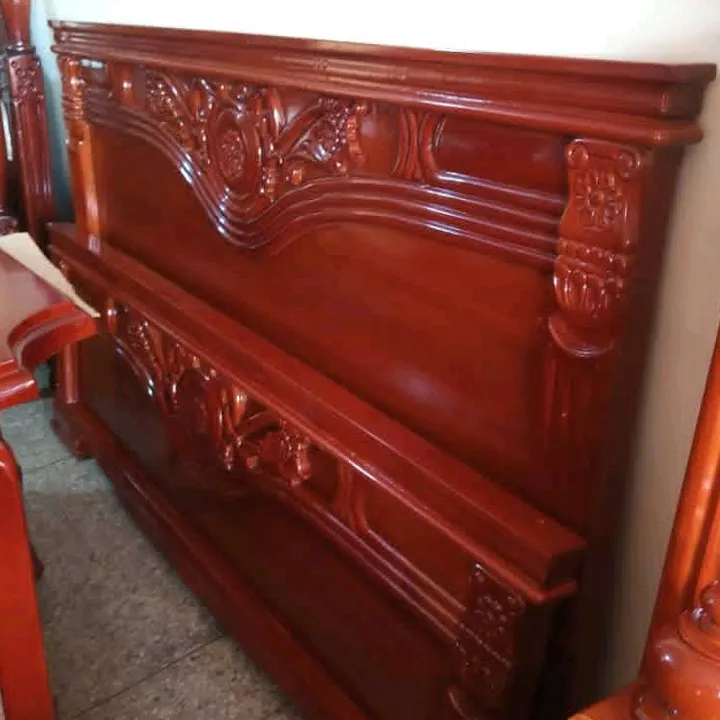 FURNITURE MAKERS WORKSHOP
