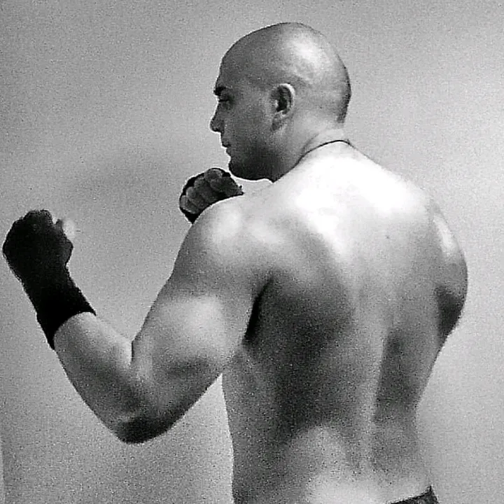 Gloves_Off