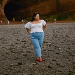 sam | aapi travel blogger ✨