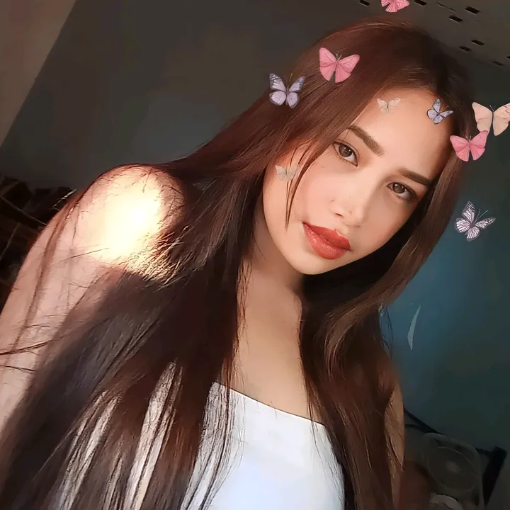 A R I A N E 👩🏼‍🏫✨