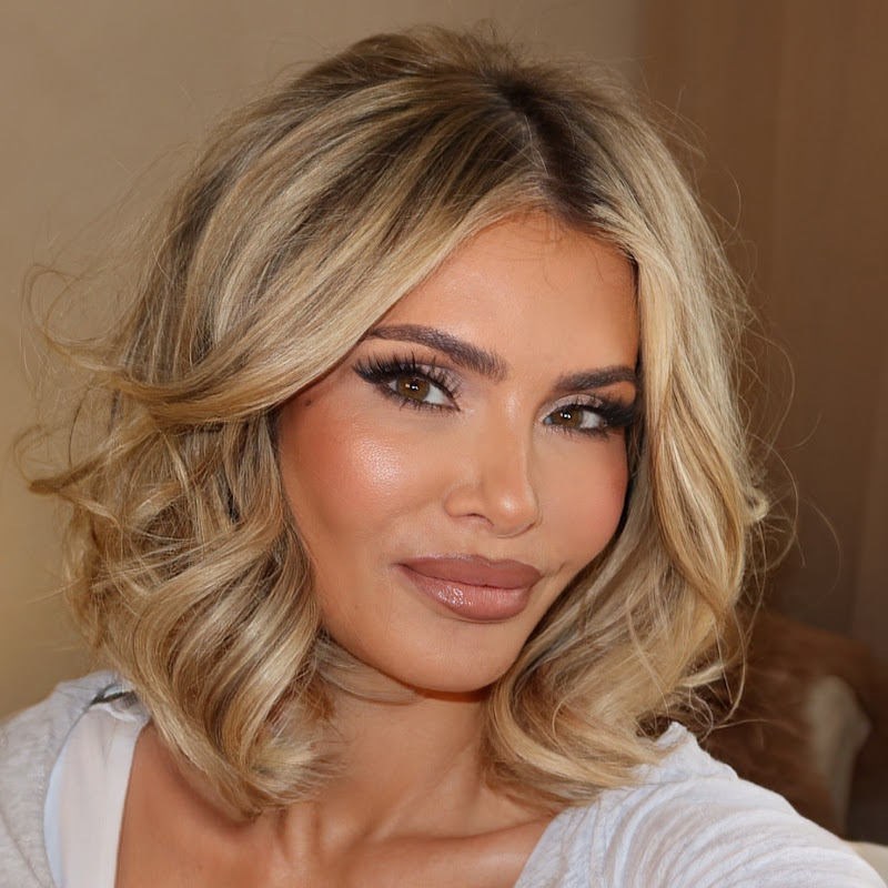 Chloe Sims