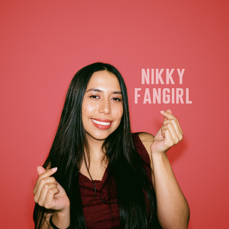 Nikky Fangirl 