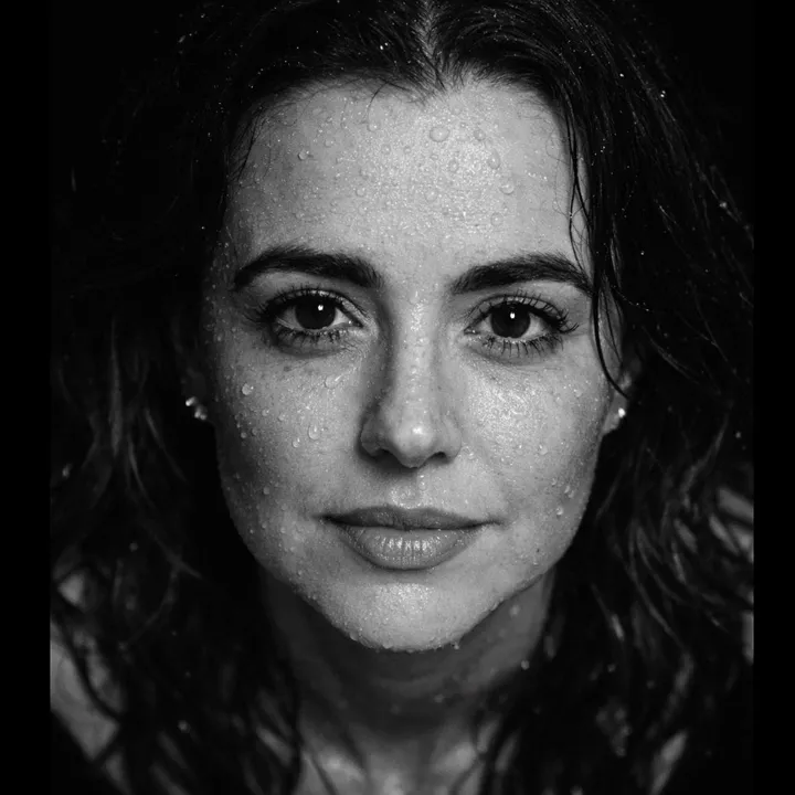 Izabela Anholett