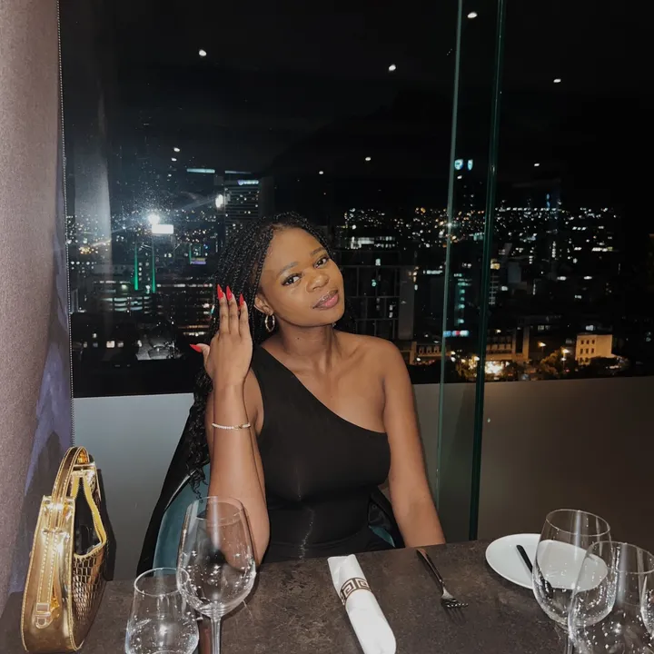 Sele_Theledi