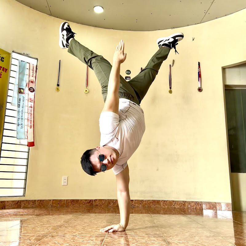 Lê Phạm Thế Vũ