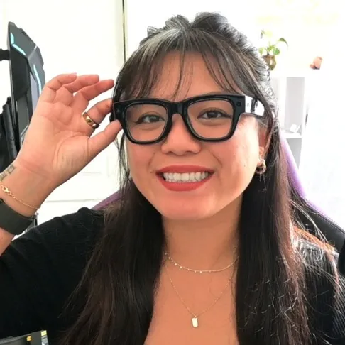 Jasmine Uniza ☕️| tech & AR/VR
