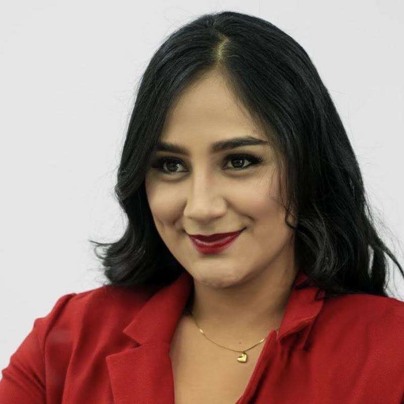 La Vida con Karlita