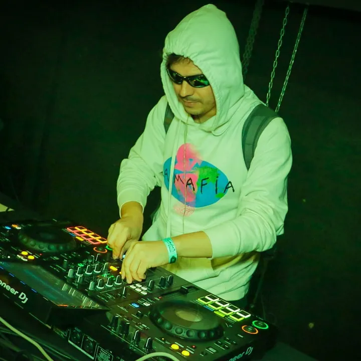 Roberto Cardona
