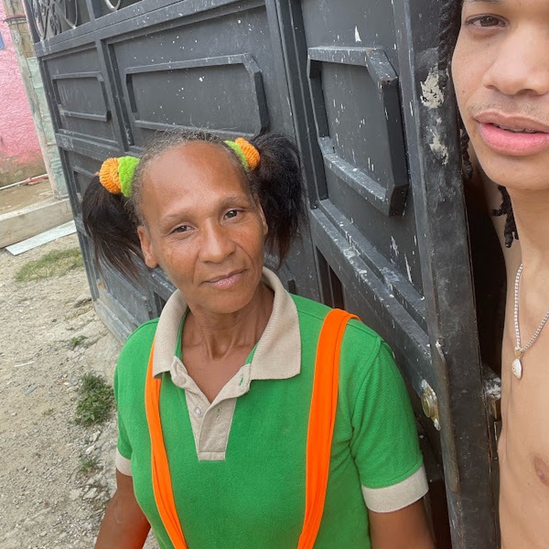 Alexandra Y Yefry
