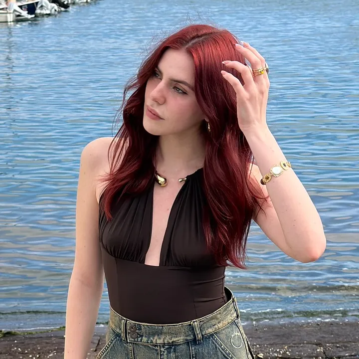 Rebecca Mombelloni ⭐️