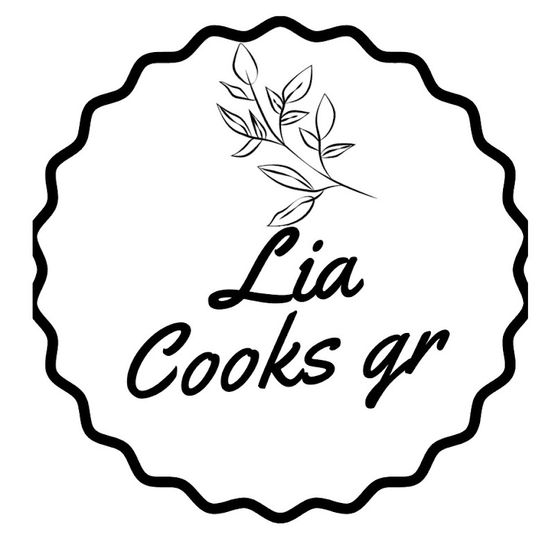 Lia Cooks GR