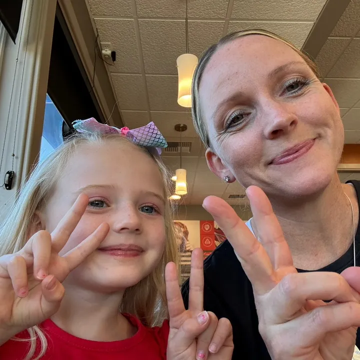 Melanie/wife/mom/RN/SCE