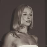 KARINA MUCHA 🪰 ®