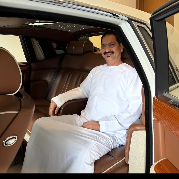 Dr mk manutty