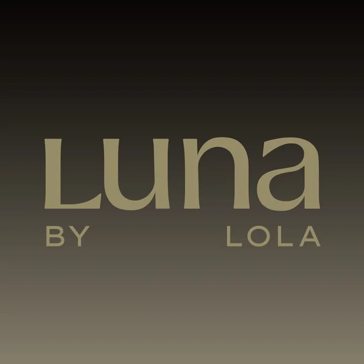 Luna by Lola