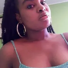 Lovelie YSNARDY