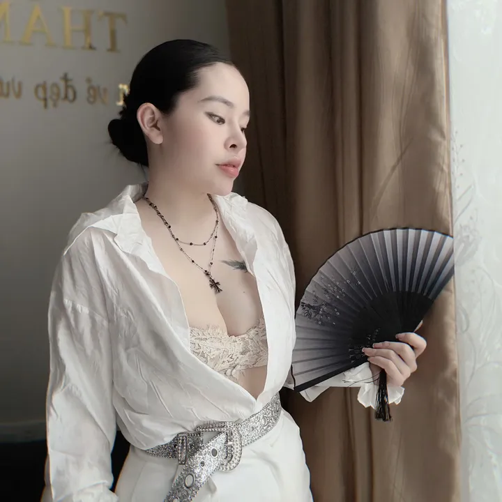 Huyền Bã Trầu