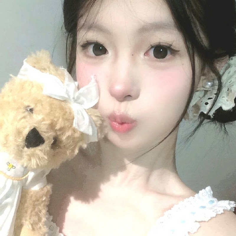 ୨🐼ৎ 𝐿𝑖𝑡𝑡𝑙𝑒 𝐿𝑢𝑛𝑎🌙