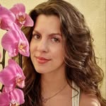 Mariana Oliveira | Hair Care & Wellness