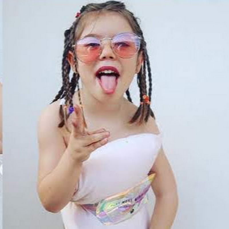 Caras Bonitas Family