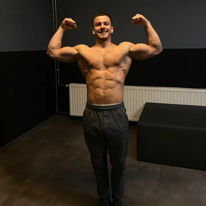 R Y A N S S F I T N E S S