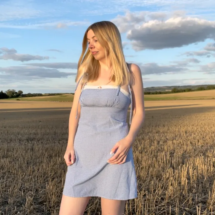 Laura English