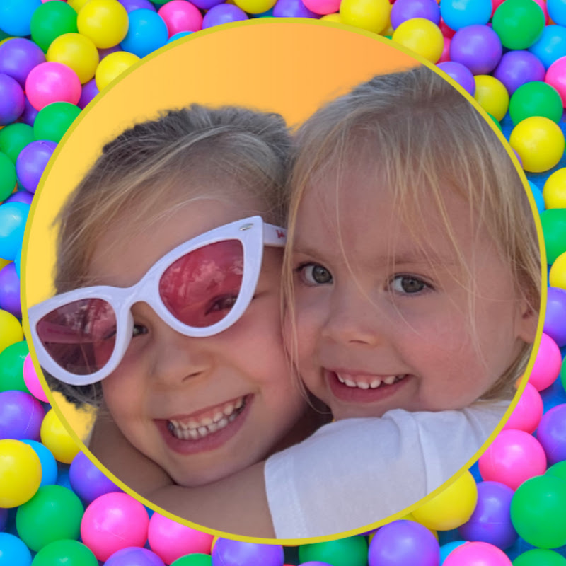 Julia ☆ Laura SUPERSTARS