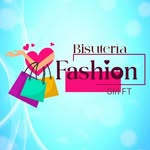 Tienda de bolsos y maquillaje