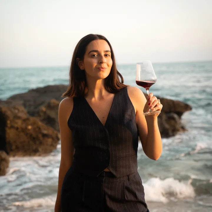 Mad Wine Girl