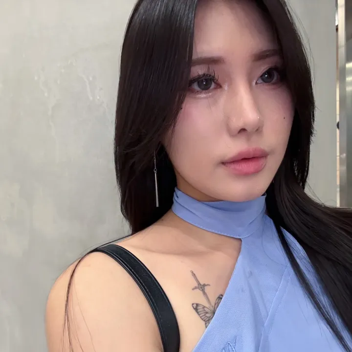 M ♡